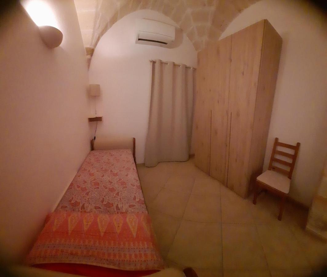דירות ברינדיזי Domus Astra מראה חיצוני תמונה